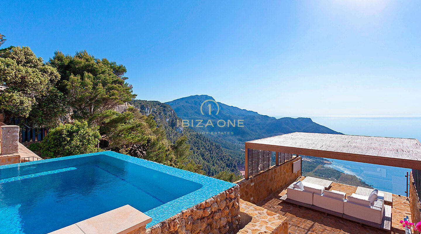 Finca de luxe en bord de mer à Majorque à vendre