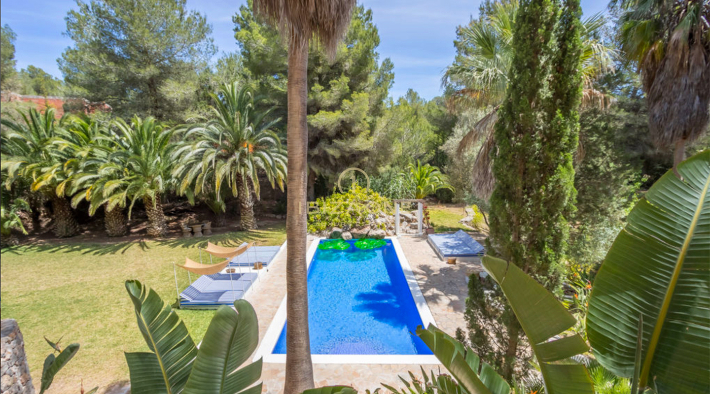 Grande villa di lusso contemporanea con guest house immersa nella natura in vendita, Ibiza - case di lusso in affitto, Ibiza