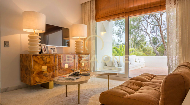 Grande villa di lusso contemporanea con guest house immersa nella natura in vendita, Ibiza - case di lusso in affitto, Ibiza