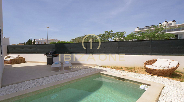 Neu gebautes Apartment mit privat Pool zum Verkauf