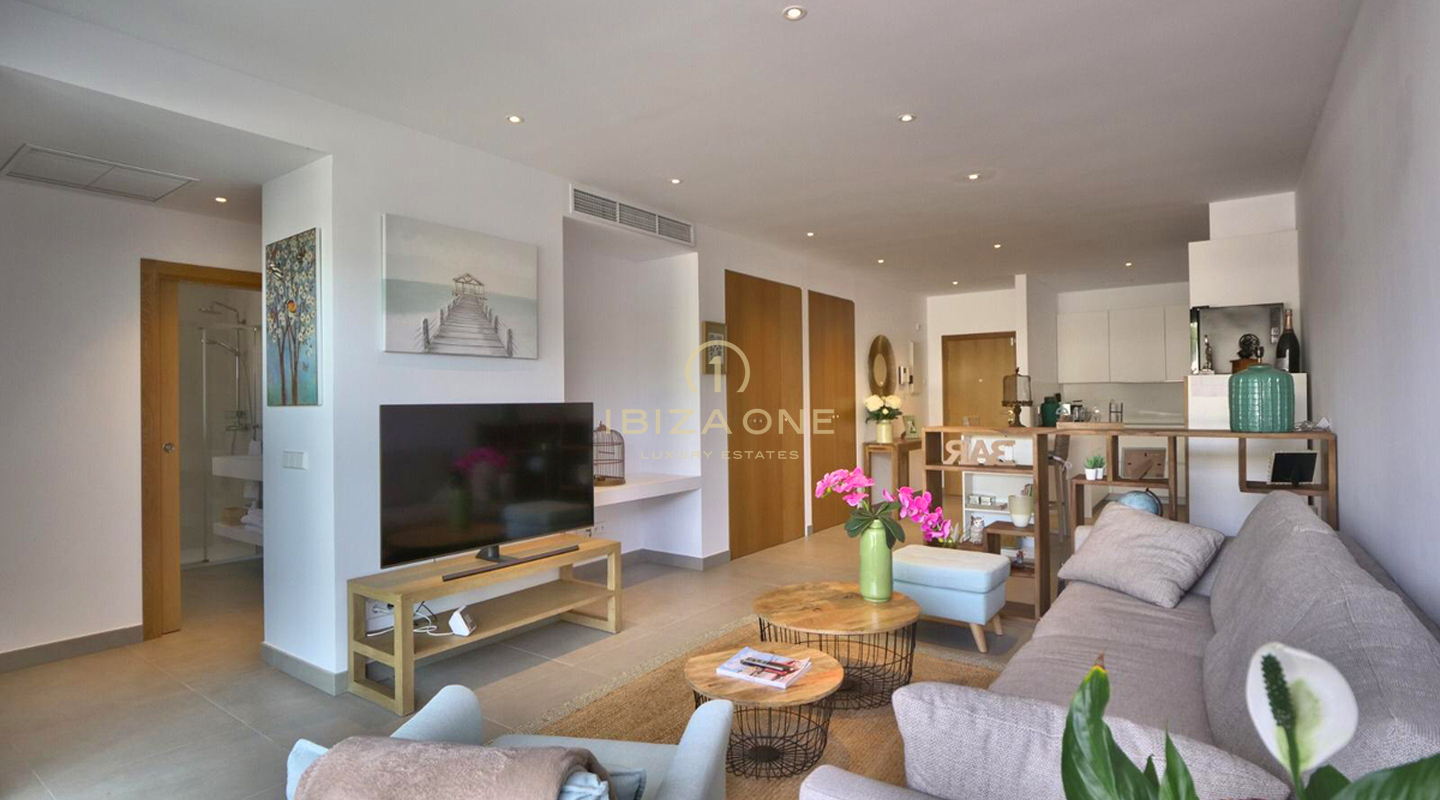 Apartamento de nueva construcción con piscina privada en venta