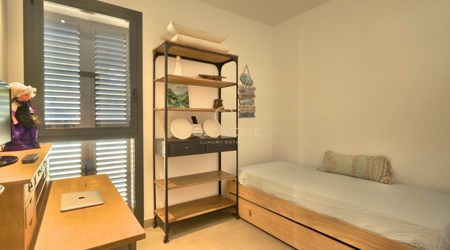 Newly built apartment with private pool for sale