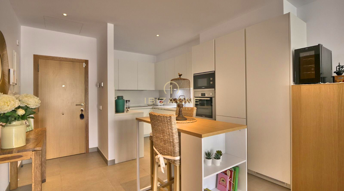 Nieuwbouw appartement met privé zwembad te koop