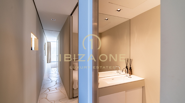 Moderne Luxuswohnung zum Verkauf in Las Boas mit Blick auf die Altstadt, Ibiza