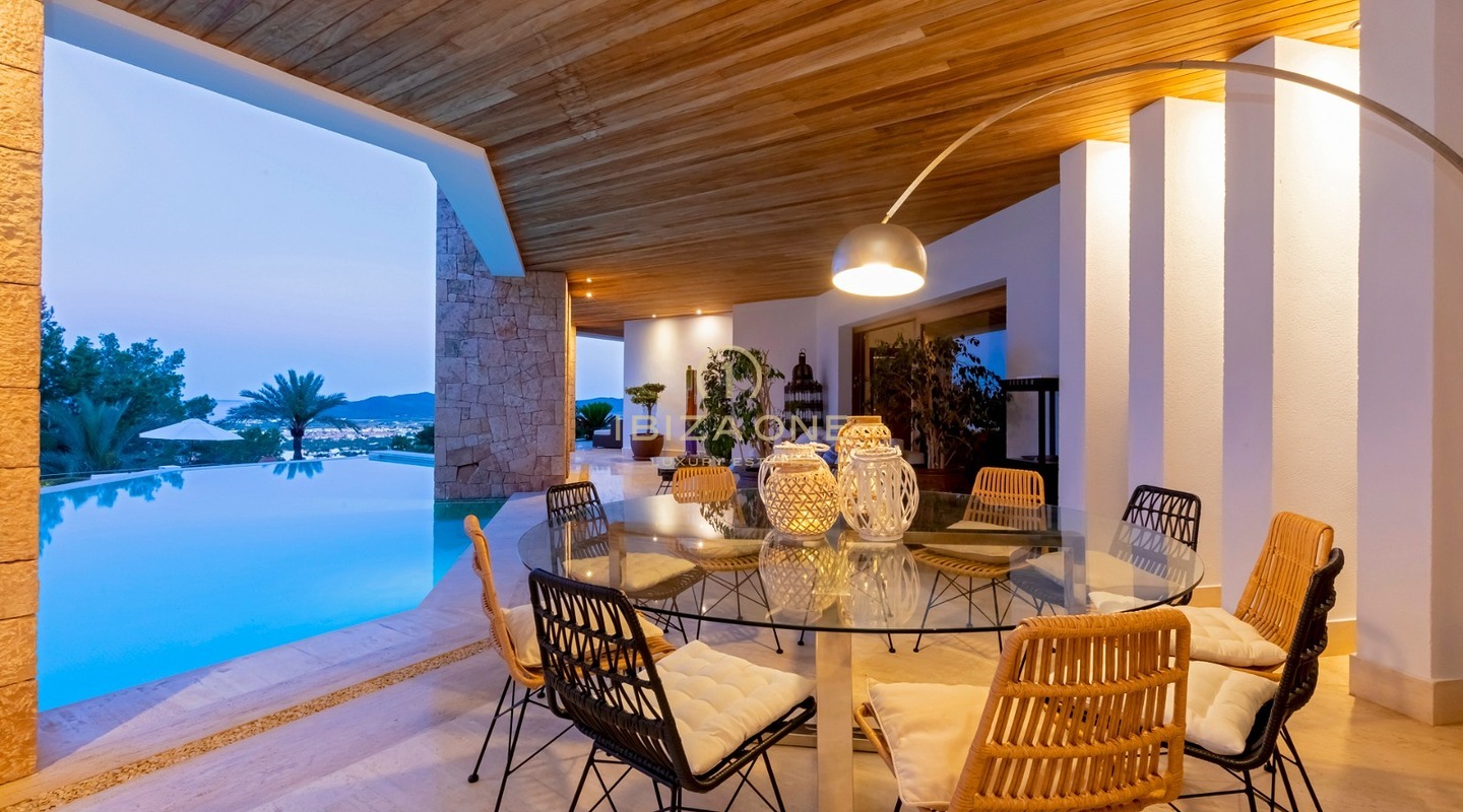 Outstanding luxury villa with great views of the sea, Ibiza town and Formentera for sale