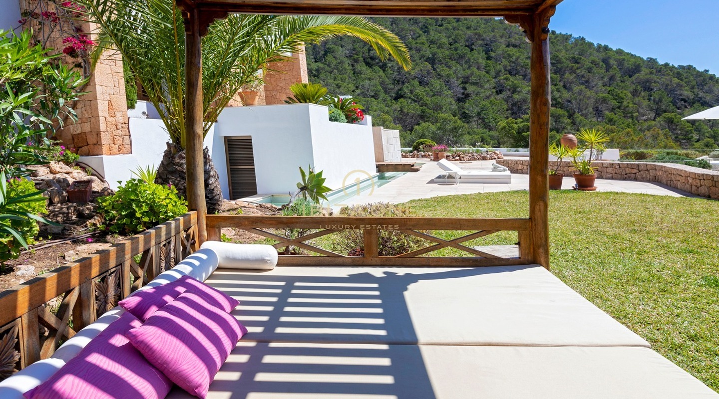 Herausragende Luxus Villa mit tollen Blick auf das Meer, Ibiza Stadt und Formentera zum Verkauf