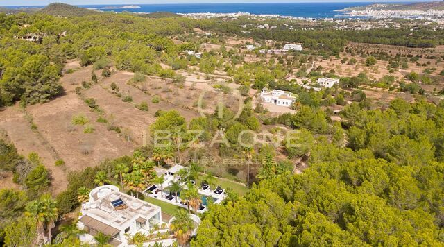 Eccezionale tenuta di lusso composta da due ville con due piscine private e vista panoramica sul mare in vendita a San Agustín, Ibiza