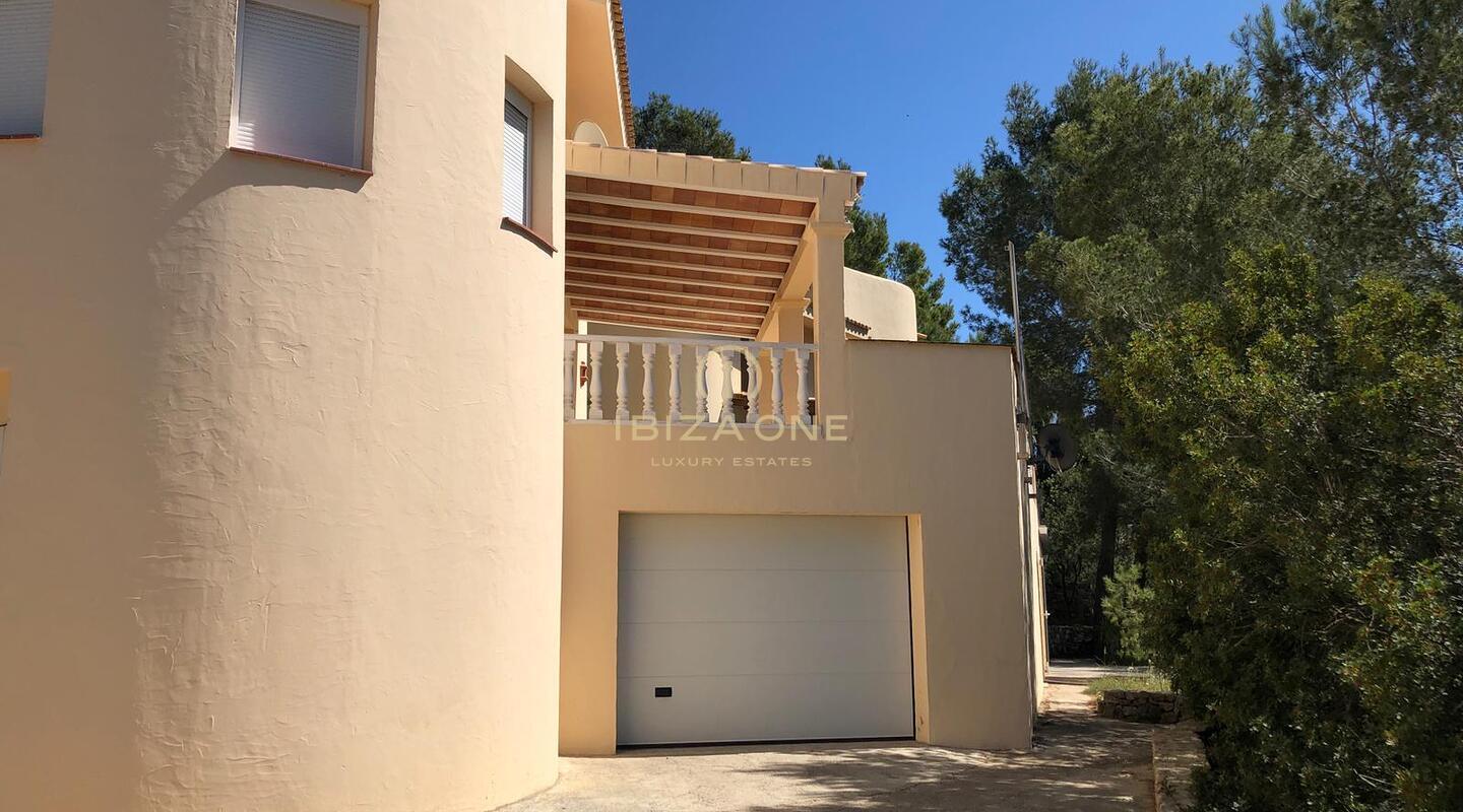 Grande propriété avec deux maisons séparées à vendre