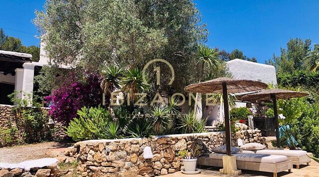 Herrliche Finca mit 2 Gästehäusern, Meerblick und touristischer Vermietlizenz zum Verkauf