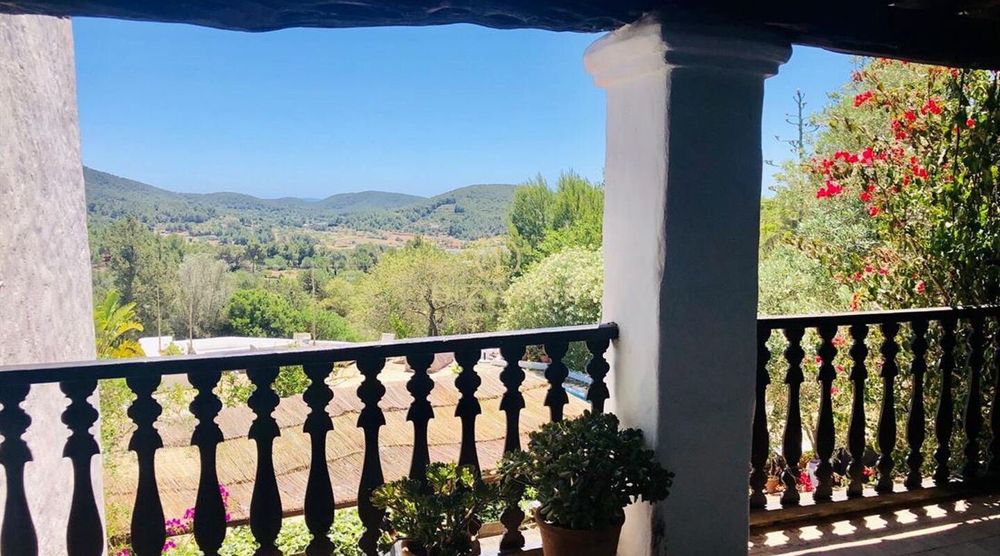 Herrliche Finca mit 2 Gästehäusern, Meerblick und touristischer Vermietlizenz zum Verkauf