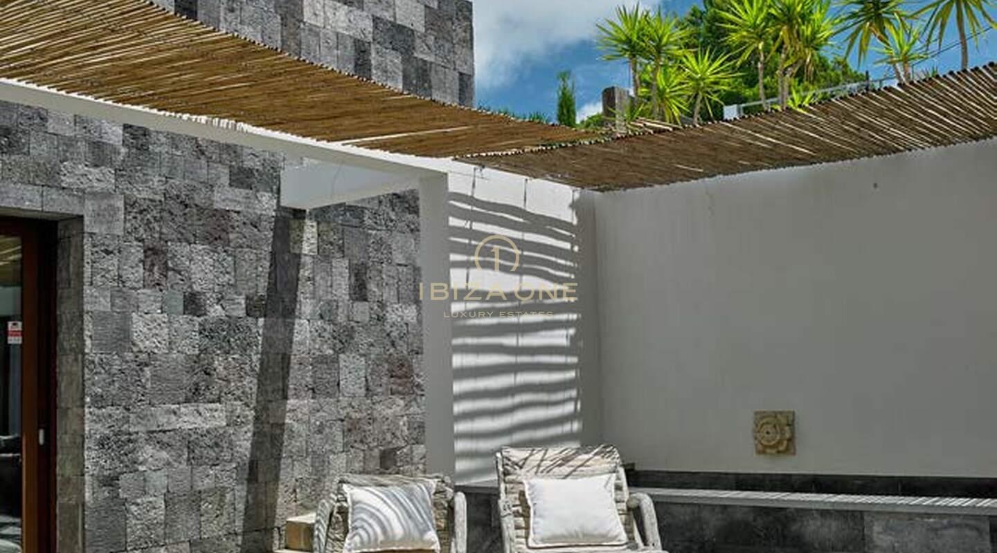 Gloednieuwe villa met magisch uitzicht op zee en Es Vedra te koop