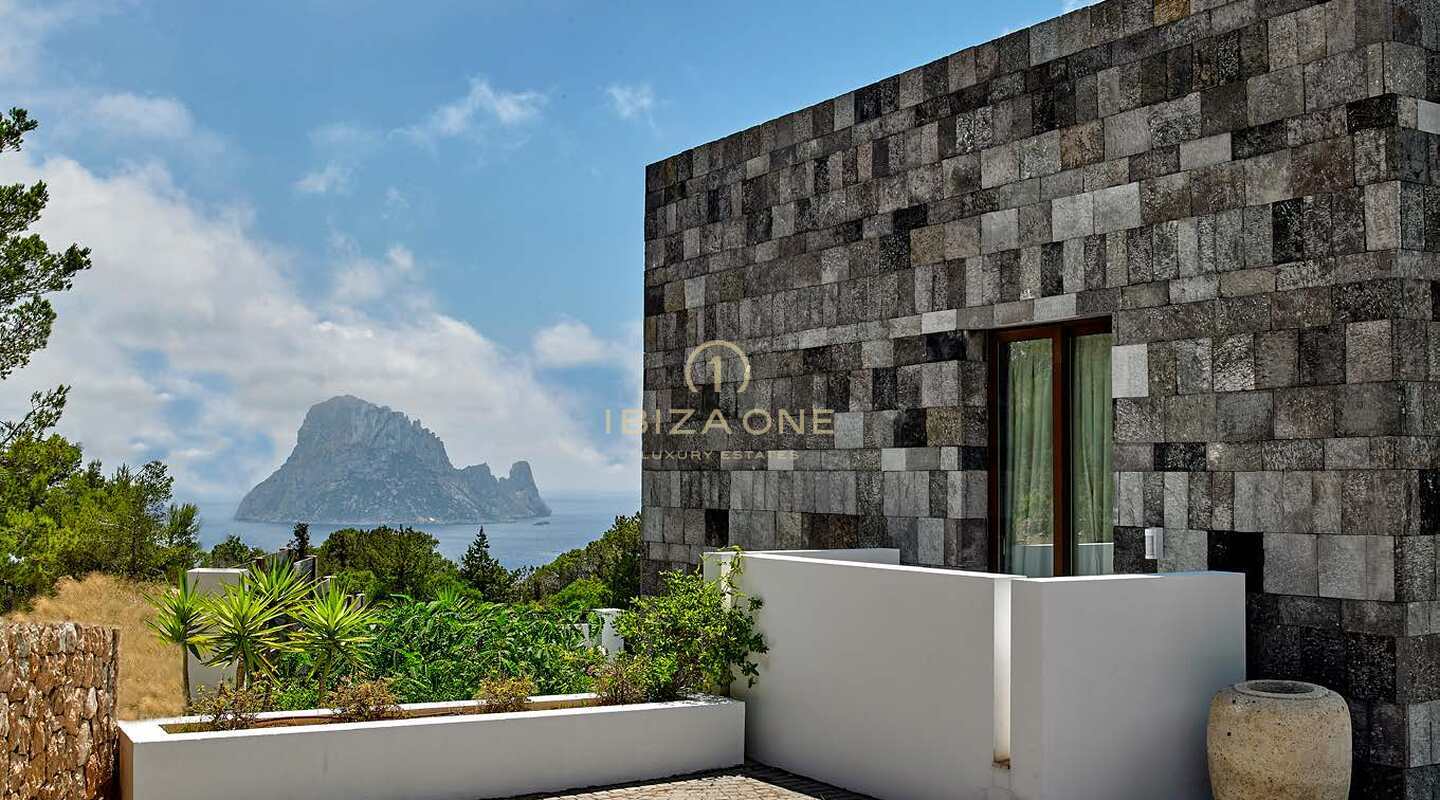 Brand new villa with magical view to the sea and Es Vedra for sale