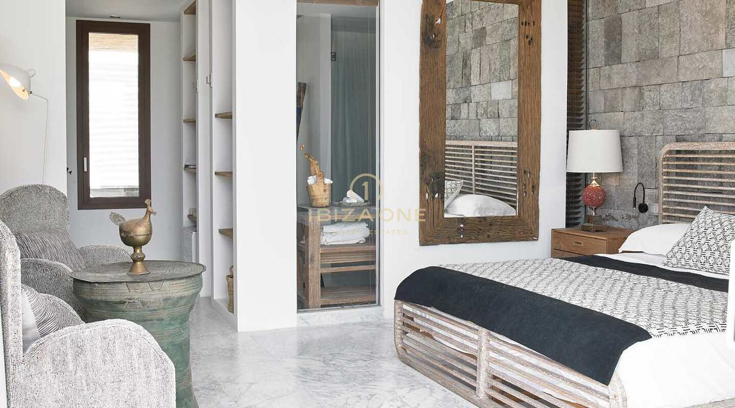 Brand new villa with magical view to the sea and Es Vedra for sale