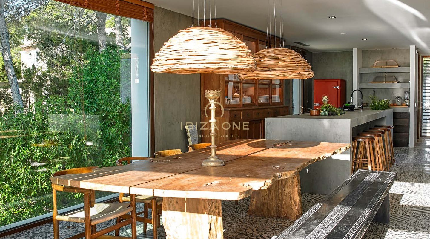 Brand new villa with magical view to the sea and Es Vedra for sale