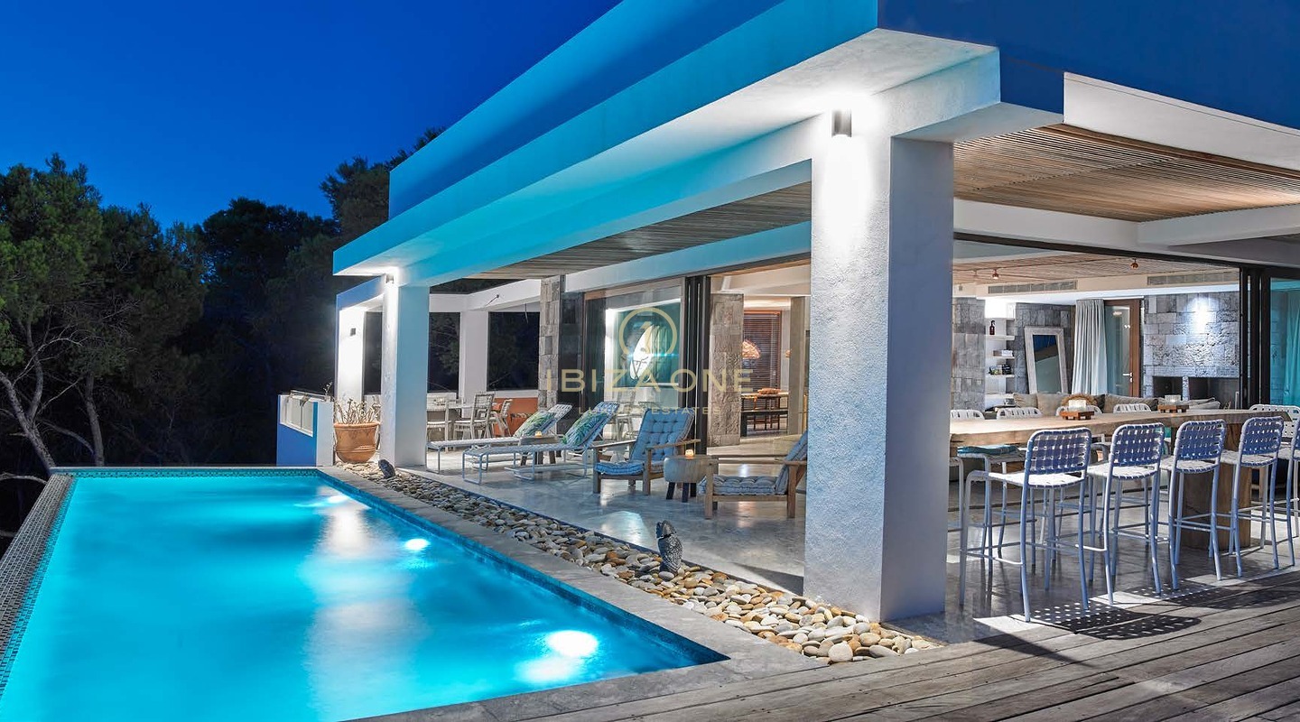 Brand new villa with magical view to the sea and Es Vedra for sale