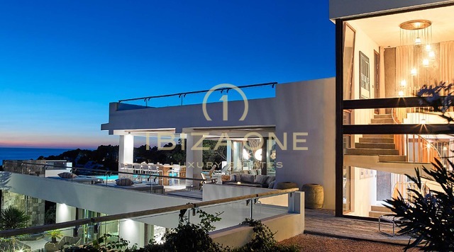 Villa neuve avec vue magique sur la mer et Es Vedra à vendre