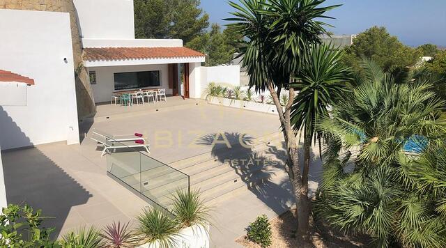 Modernized luxury property with guest house and sea views for sale, Ibiza