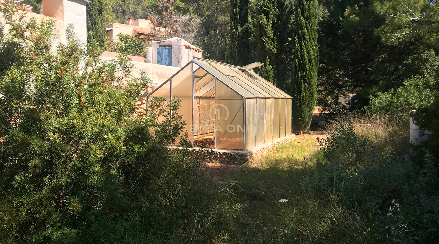 Large luxury plot of land with extensive land, building restrictions and sea views for sale, Ibiza - a rare opportunity in a privileged location for sale, Ibiza