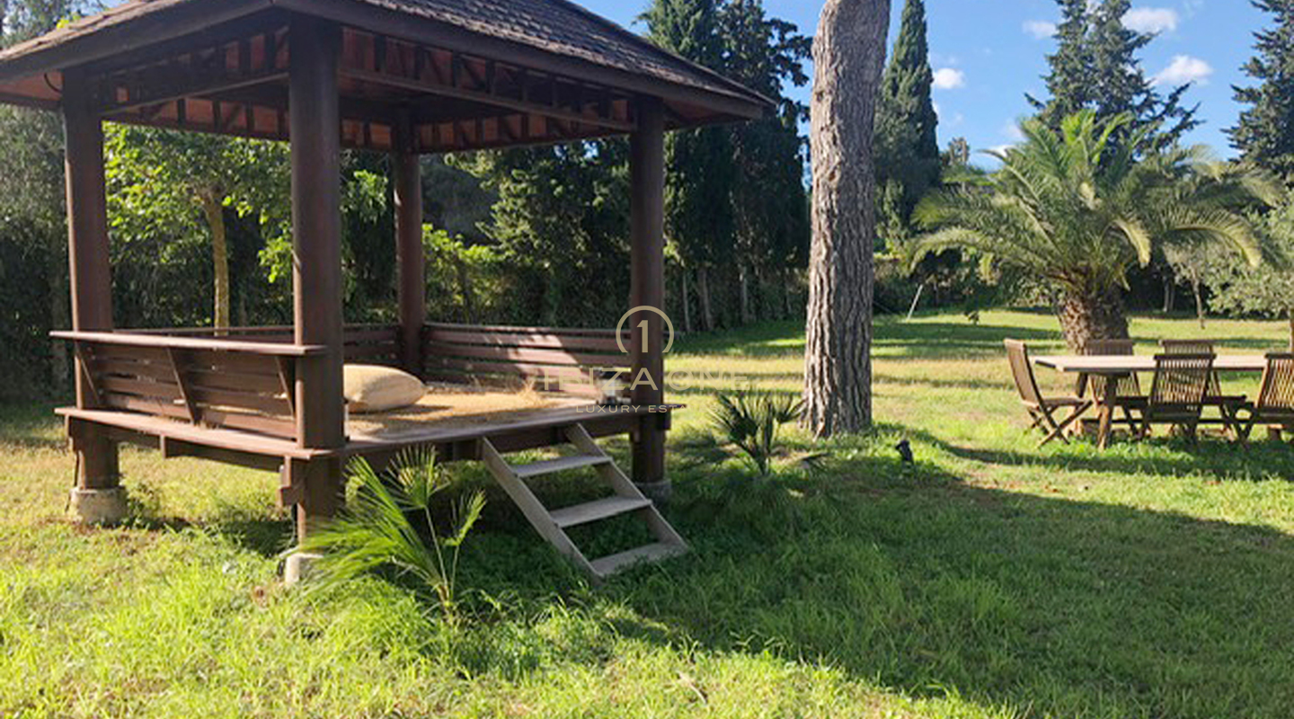 Great property close to the beach for sale