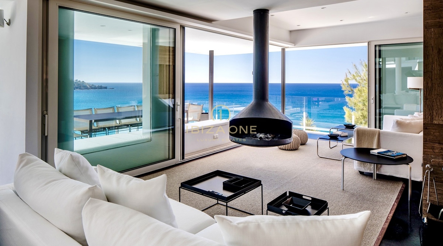 Un santuario de lujo frente al mar en la exclusiva Vista Alegre en alquiler, Ibiza