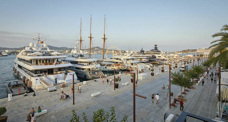 Фотографии объектов недвижимости