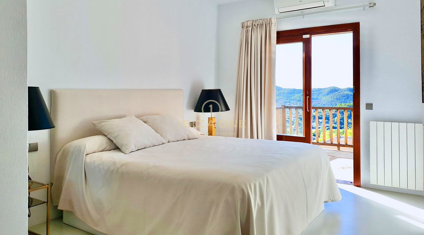 Adembenemende zeezichten en schitterende zonsondergangen – Charmante villa met zoutwaterzwembad en toeristische vergunning te koop, Ibiza - Adembenemende zeezichten en schitterende zonsondergangen – Charmante villa met zoutwaterzwembad en toeristische vergunning te huur, Ibiza