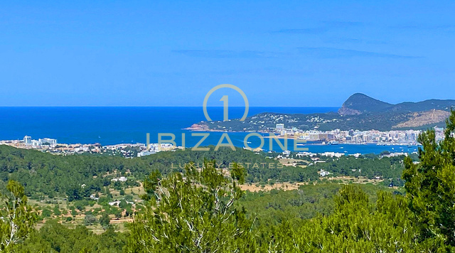 Vues à couper le souffle sur la mer et couchers de soleil époustouflants – Charmante villa avec piscine d'eau salée et licence touristique à vendre, Ibiza - Vues à couper le souffle sur la mer et couchers de soleil époustouflants – Charmante villa avec piscine d'eau salée et licence touristique à louer, Ibiza