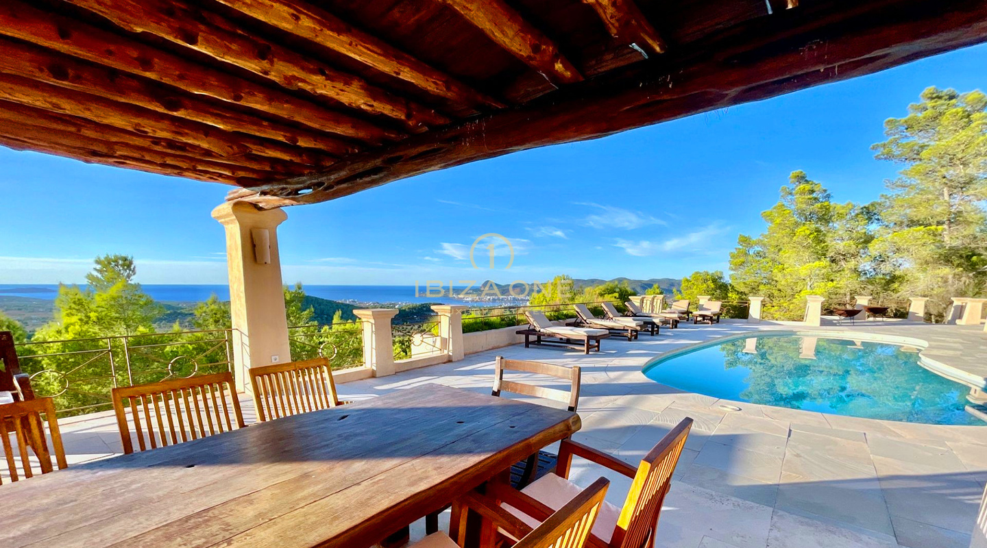 Adembenemende zeezichten en schitterende zonsondergangen – Charmante villa met zoutwaterzwembad en toeristische vergunning te koop, Ibiza - Adembenemende zeezichten en schitterende zonsondergangen – Charmante villa met zoutwaterzwembad en toeristische vergunning te huur, Ibiza