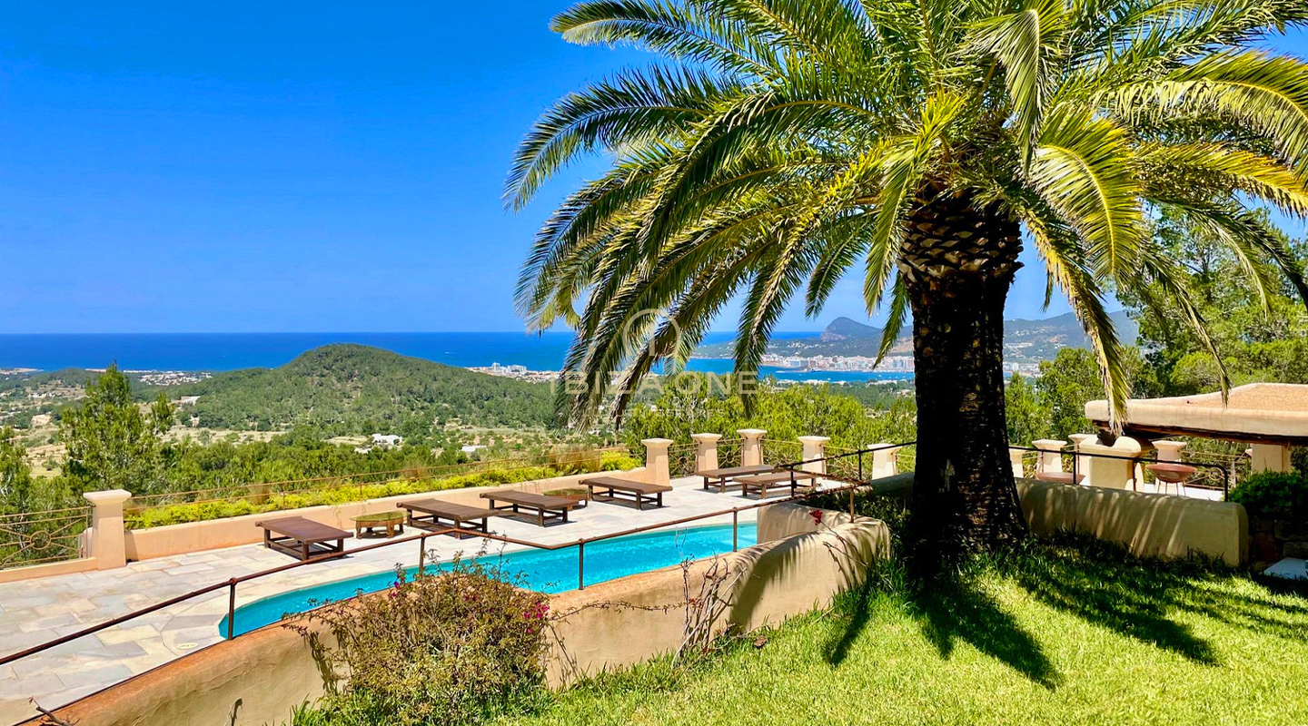 Adembenemende zeezichten en schitterende zonsondergangen – Charmante villa met zoutwaterzwembad en toeristische vergunning te koop, Ibiza - Adembenemende zeezichten en schitterende zonsondergangen – Charmante villa met zoutwaterzwembad en toeristische vergunning te huur, Ibiza