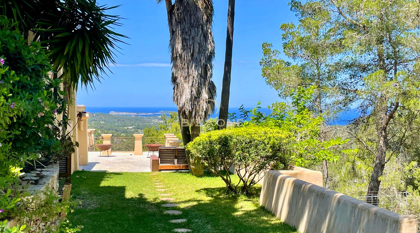 Adembenemende zeezichten en schitterende zonsondergangen – Charmante villa met zoutwaterzwembad en toeristische vergunning te koop, Ibiza - Adembenemende zeezichten en schitterende zonsondergangen – Charmante villa met zoutwaterzwembad en toeristische vergunning te huur, Ibiza