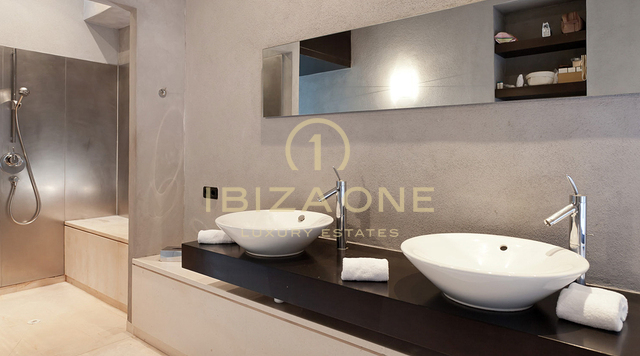 Bekroonde luxe villa nabij Ibiza-stad met uitzicht op zee te huur, Ibiza - Bekroonde luxe villa nabij Ibiza-stad met uitzicht op zee te huur, Ibiza