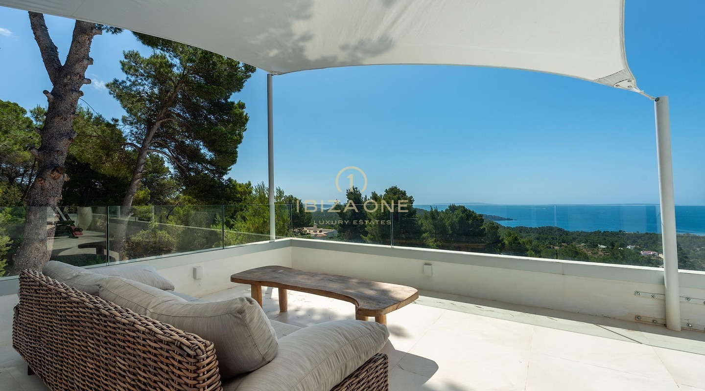 Newly Renovated Luxury Villa with Breathtaking Panoramic Sea Views, Total Privacy, Pool and Jacuzzi for Sale in Es Cubells, Ibiza