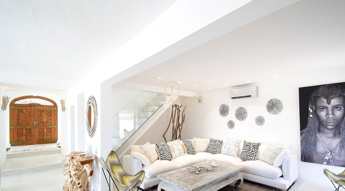 Newly Renovated Luxury Villa with Breathtaking Panoramic Sea Views, Total Privacy, Pool and Jacuzzi for Sale in Es Cubells, Ibiza
