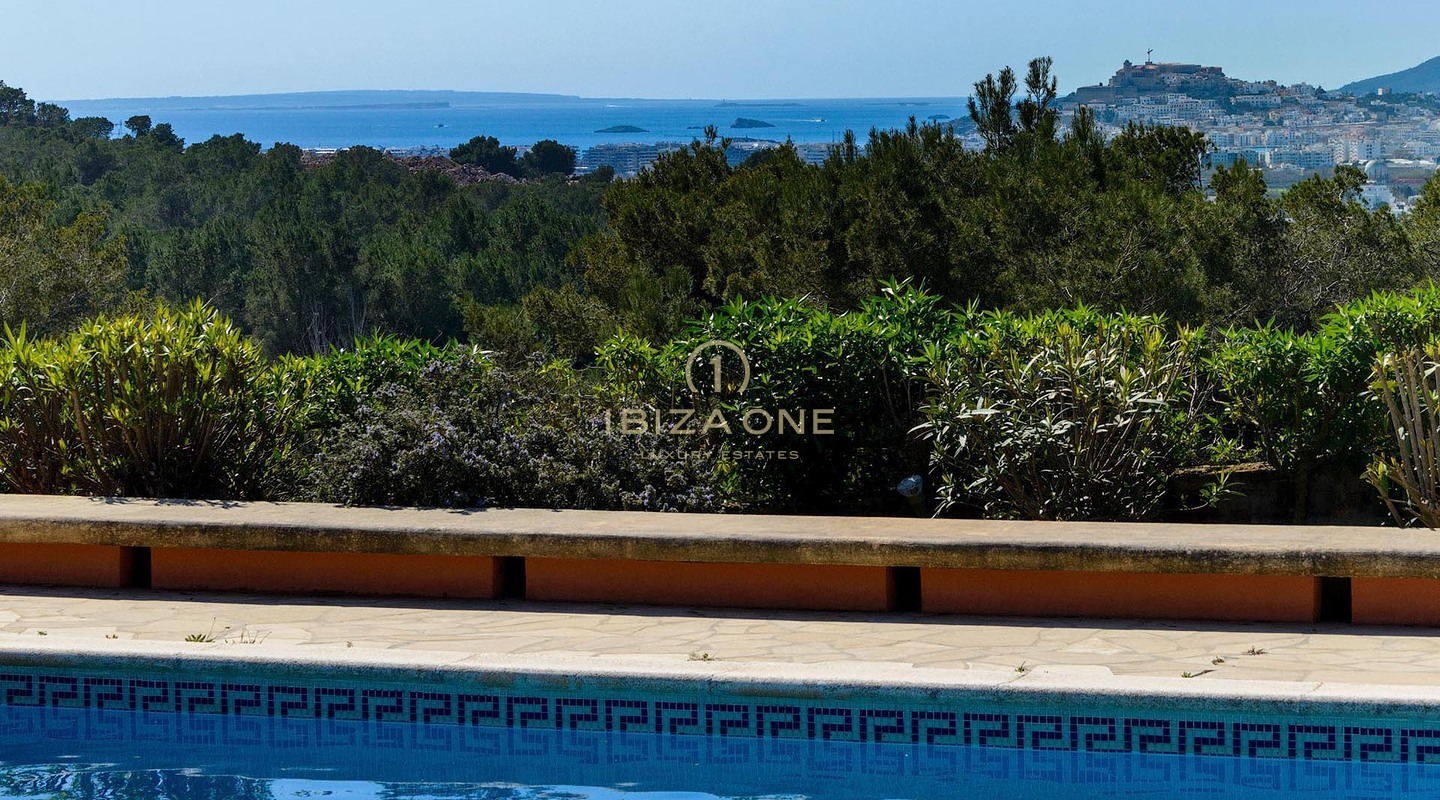 Eccezionale villa di lusso in urbanizzazione recintata con vista sul mare, Formentera e Ibiza città in vendita