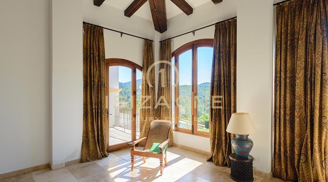 Eccezionale villa di lusso in urbanizzazione recintata con vista sul mare, Formentera e Ibiza città in vendita