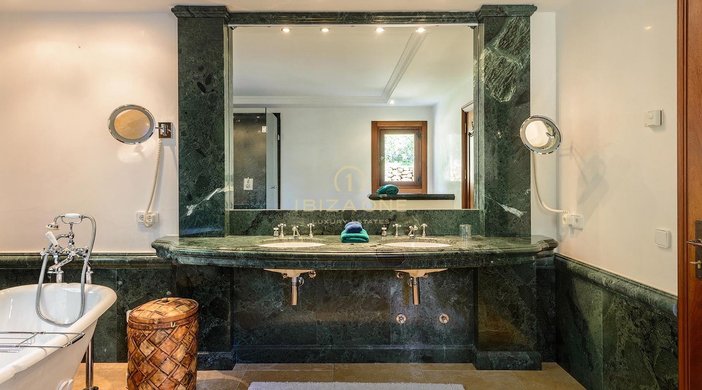 Outstanding luxury villa in gated urbanization with views to the sea, Formentera and Ibiza town for sale