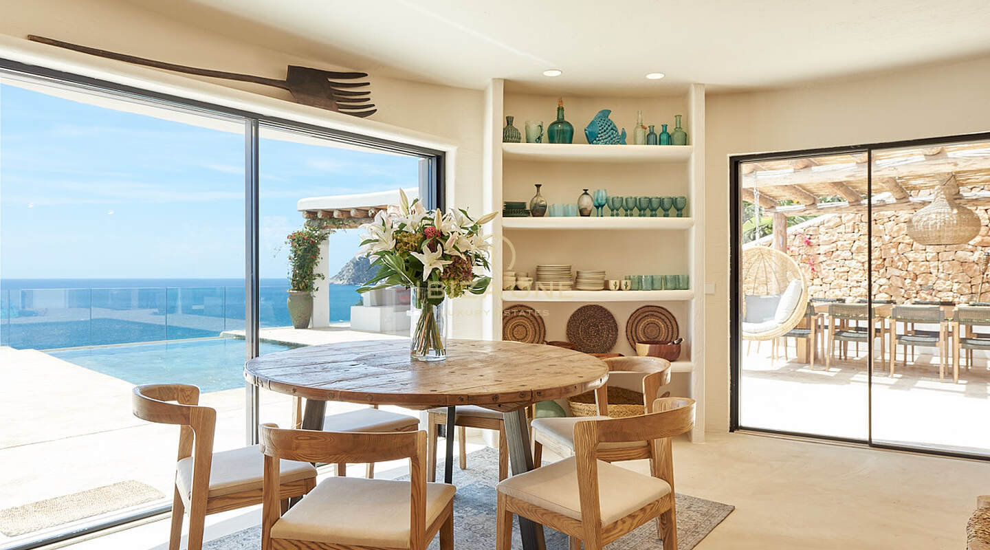 Wonderful first line villa with sea access and private beach for sale