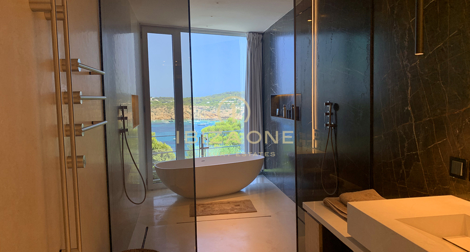 Фотографии объектов недвижимости