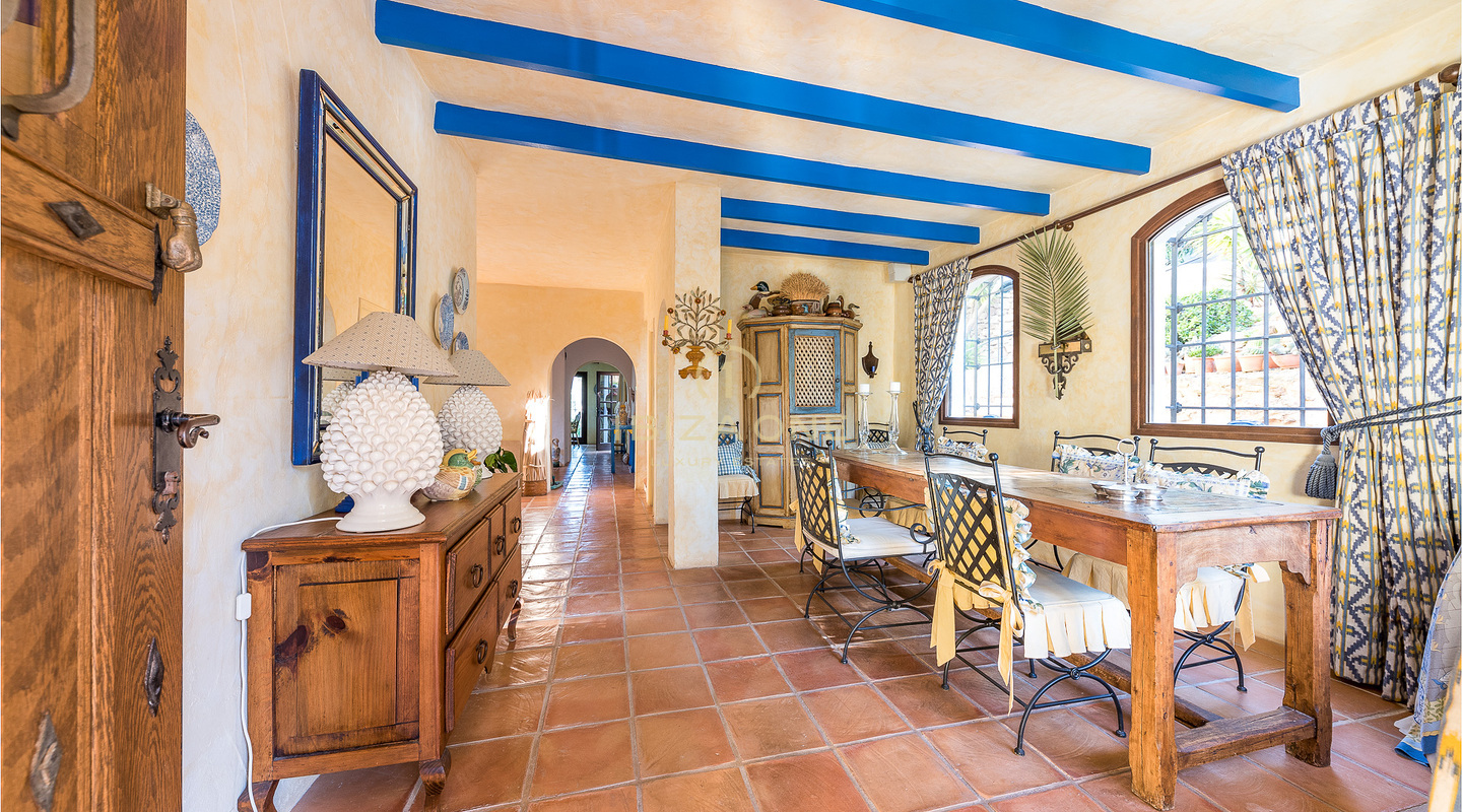Hoogwaardige luxe woning met hoofdhuis en gastenverblijf te koop, Ibiza - Hoogwaardige luxe woning met hoofdhuis en gastenverblijf te huur, Ibiza