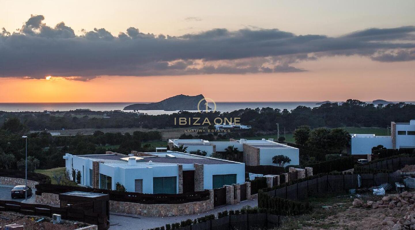 Prachtige luxe design villa met zonsondergang en zeezicht te koop met toeristenvergunning, Ibiza - luxe villa te huur, ibiza