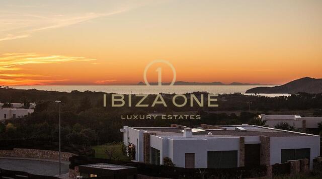 Wunderschöne Luxus-Design-Villa mit Sonnenuntergangs- und Meerblick zu verkaufen mit Touristenlizenz, Ibiza - Luxusvilla zu vermieten, Ibiza