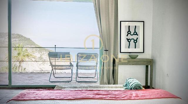 Atemberaubende Villa im mediterranen Stil mit touristischer Lizenz und herrlichem Meerblick zum Verkauf