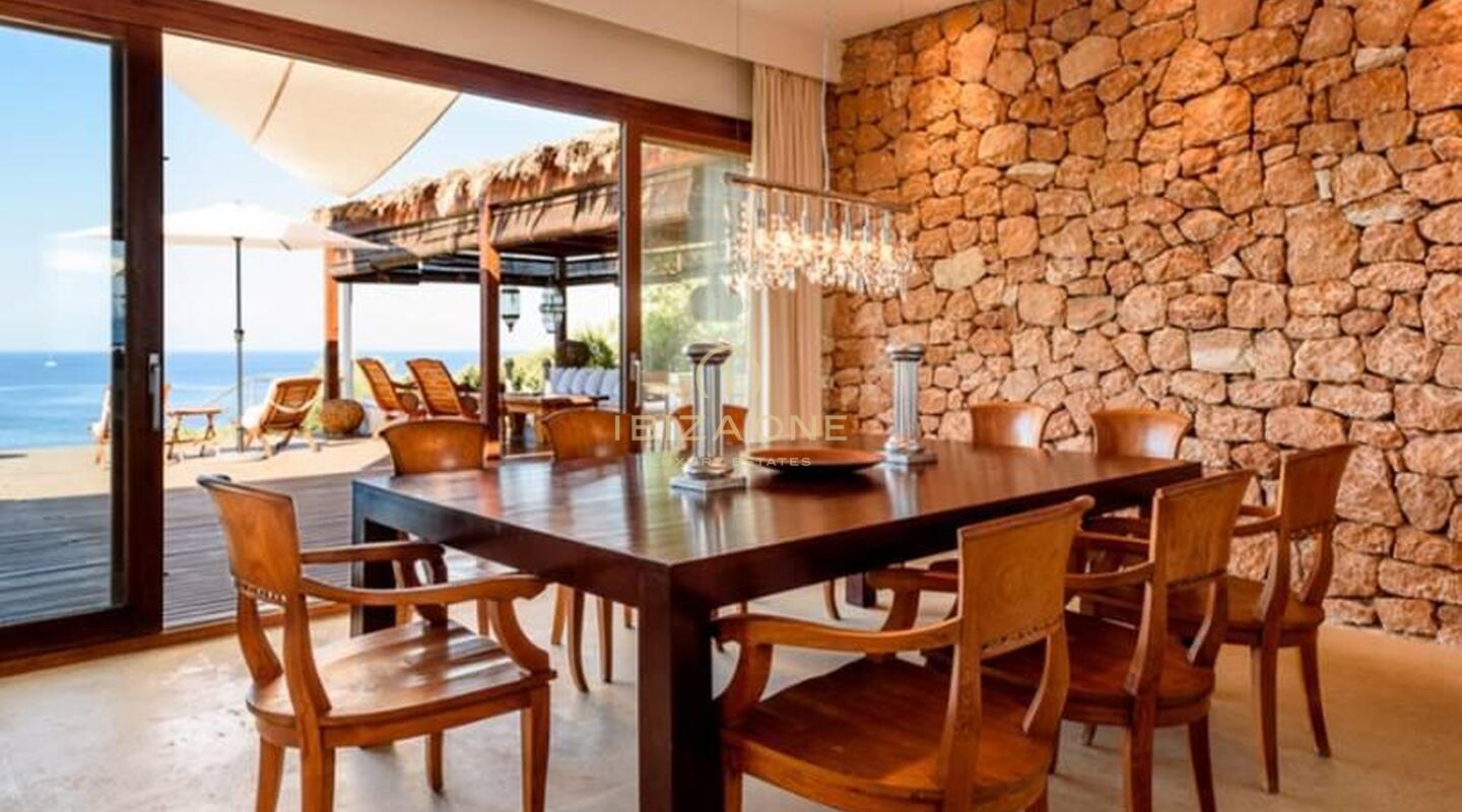Vente de villas de luxe en bord de mer, Ibiza - maisons de luxe sur l'eau à vendre, Ibiza - maisons de luxe sur l'eau à vendre, Ibiza - Vente de villas de luxe en bord de mer, Ibiza - Maison de luxe sur l'eau à louer, Ibiza -