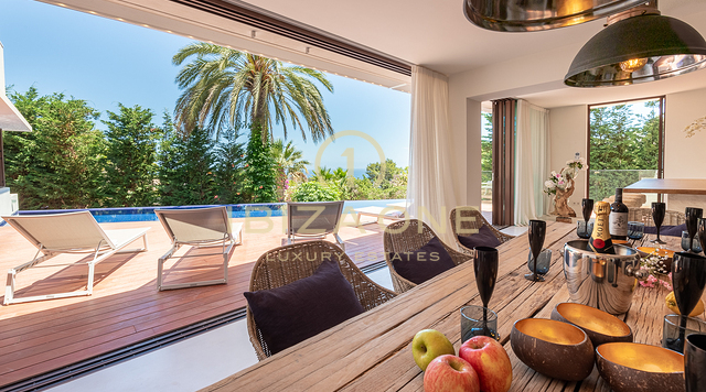Moderne Luxusvilla mit Meerblick und Vermietungslizenz zu vermieten, Ibiza – Luxushaus in der Nähe von Ibiza und den Yachthäfen zu verkaufen, Ibiza