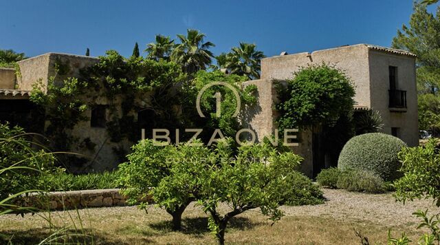 Original luxury Ibiza-Finca mit Blakstad-Projekt zu verkaufen, Ibiza - Original luxury Ibiza-Finca mit Blakstad-Projekt zu vermieten, Ibiza