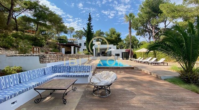 Superb luxury villa high on a mountain with views of the sea, Salinas and Formentera for sale