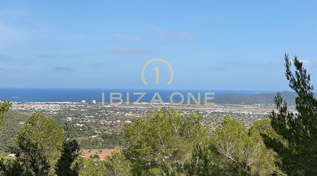 Magnífica villa de lujo en lo alto de una montaña con vistas al mar, Salinas y Formentera a la venta