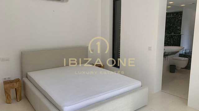 Superb luxury villa high on a mountain with views of the sea, Salinas and Formentera for sale