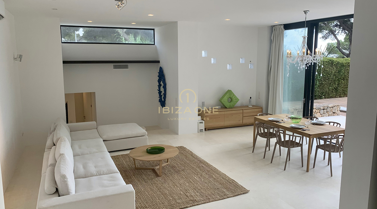 Superbe villa de luxe perchée sur une montagne avec vue sur la mer, Salinas et Formentera à vendre