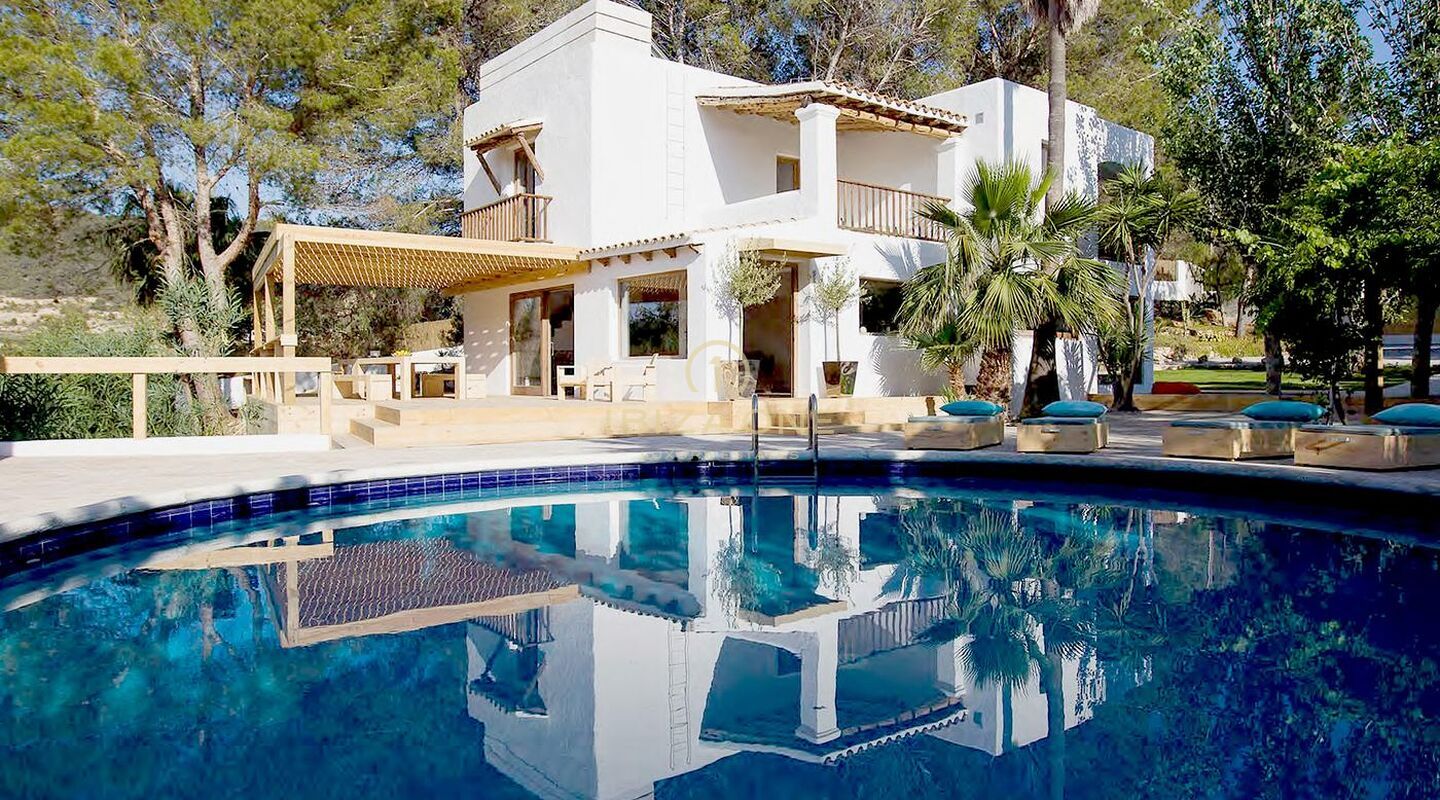 Belle propriété de luxe à quelques minutes des plages de Cala Moli, Cala Tarida et Cala Comte à vendre, Ibiza - Belle propriété de luxe à quelques minutes des plages de Cala Moli, Cala Tarida et Cala Comte à louer, Ibiza